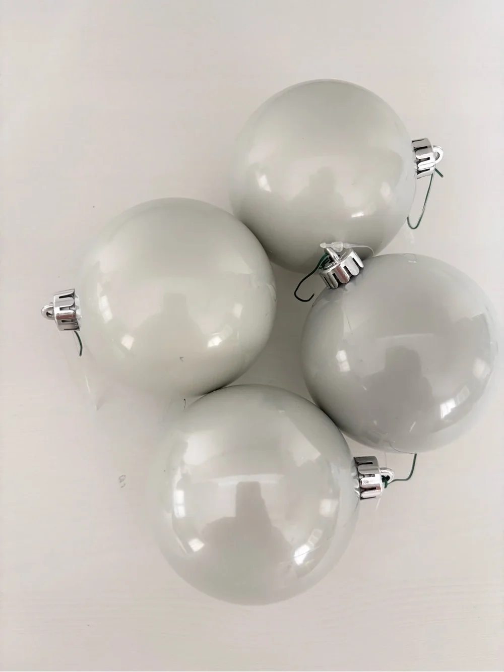 WONDERSHOP (12) Matte Gray Pearl Ornament Balls